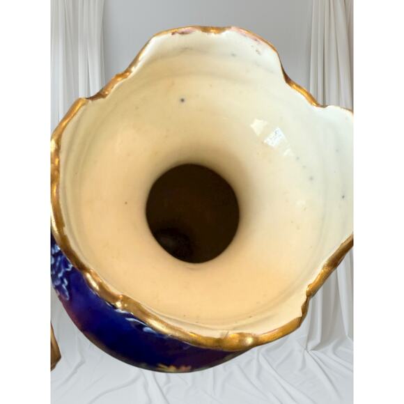 Antique Cobalt Blue Hand-Painted Floral Urn Vase, Gold Gilt Handles, 1890-1920 - Picture 6 of 10